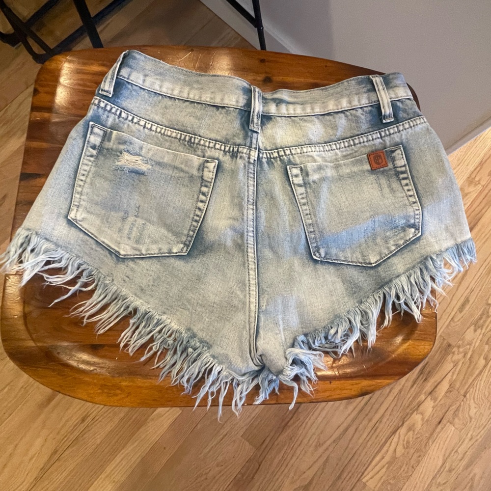 Women's Cheeky Freedom Jean Shorts